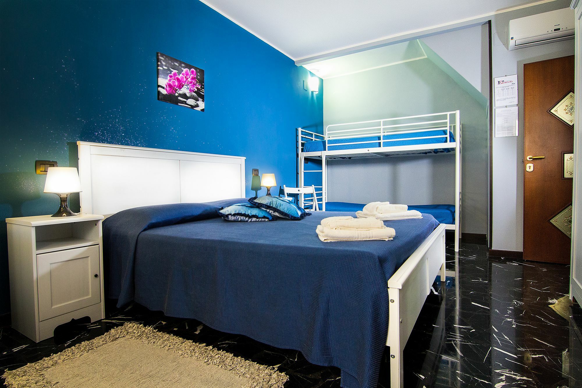 B&B Eraclio Suite Barletta Kültér fotó